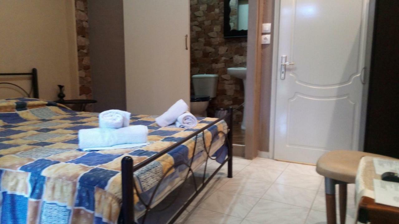 Kostis Hause II Guest House Kastrákion Екстериор снимка